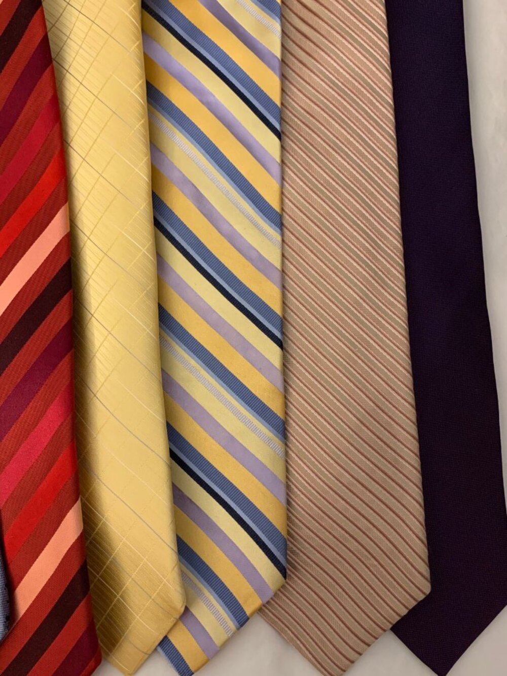 Bulk set of 10 men's ties, multiple brands and colors - Picture 5 of 5